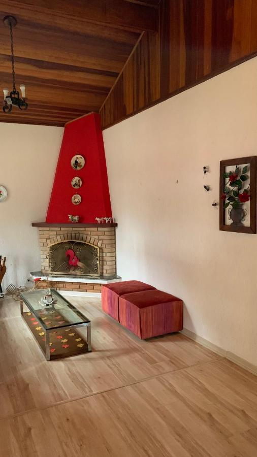 Aconchegante Casa Em Monte Verde ภายนอก รูปภาพ